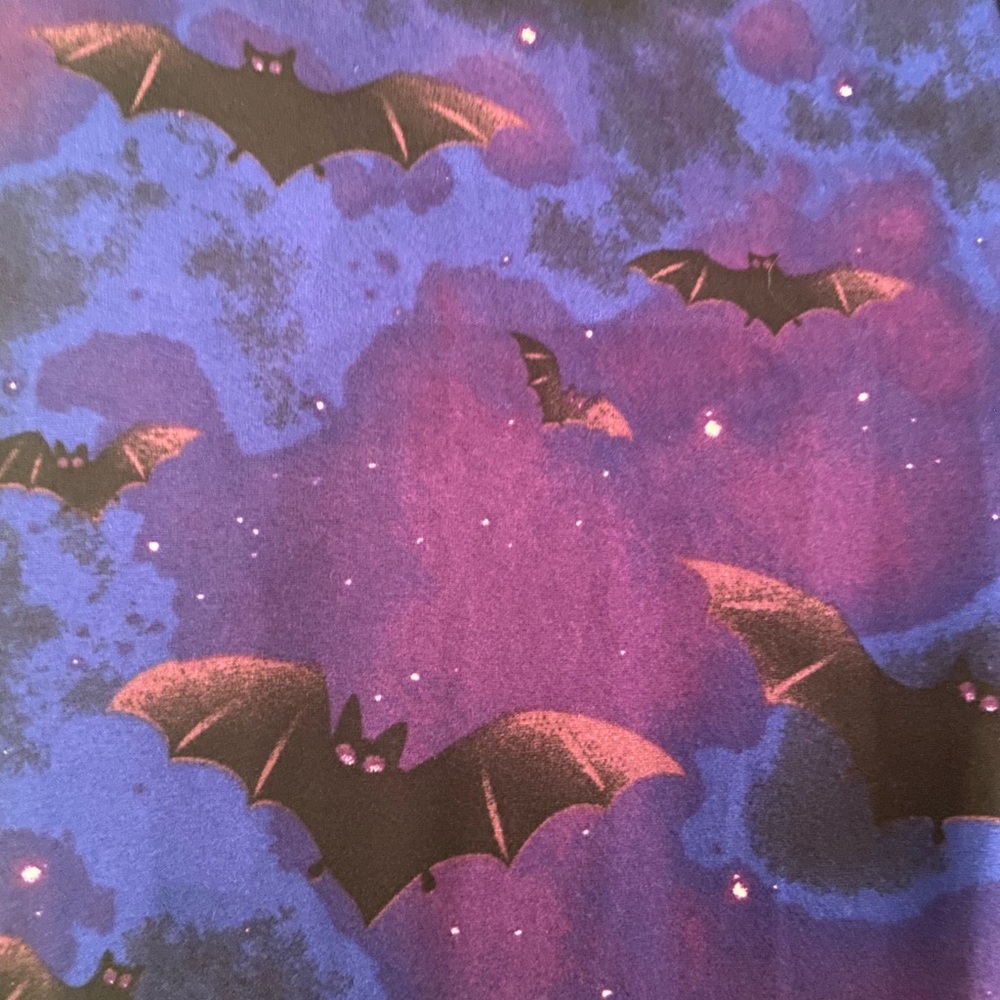 No Boundaries L 11-13 Purple Galaxy Bat Halloween Spooky Leggings - Picture 2 of 4
